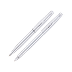 Набор Pierre Cardin коллекция «ПАРА (PEN&PEN)» : ручка шариковая + роллер. Корпус - латунь и стальное покрытие. Отделка и детали дизайна - сталь, хром. Цвет - стальной. Упаковка Е.